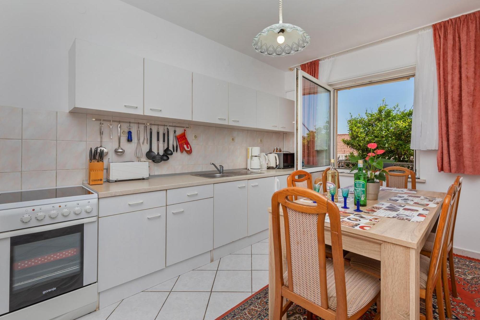 מליני Apartmani Galic 2 מראה חיצוני תמונה