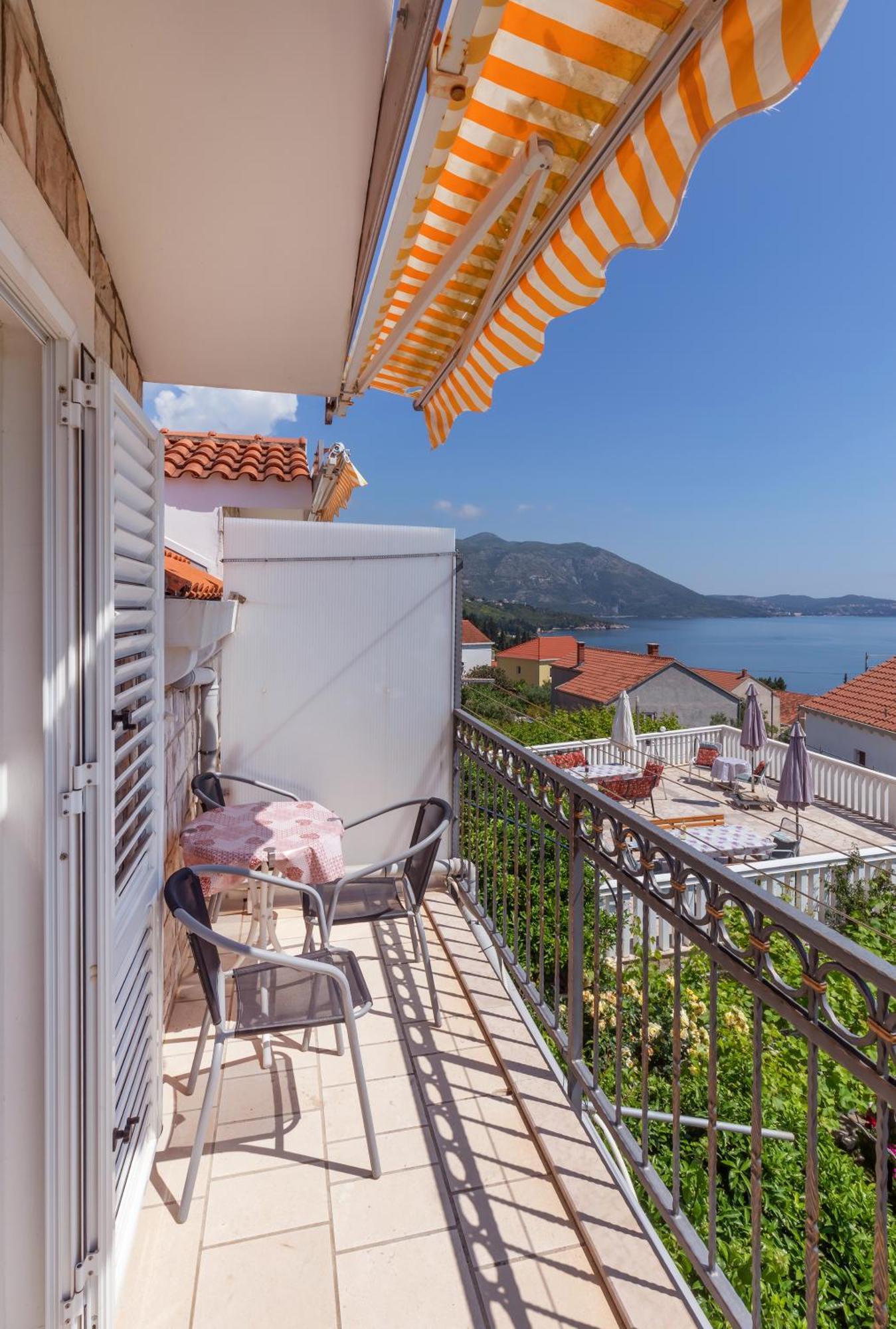 מליני Apartmani Galic 2 מראה חיצוני תמונה