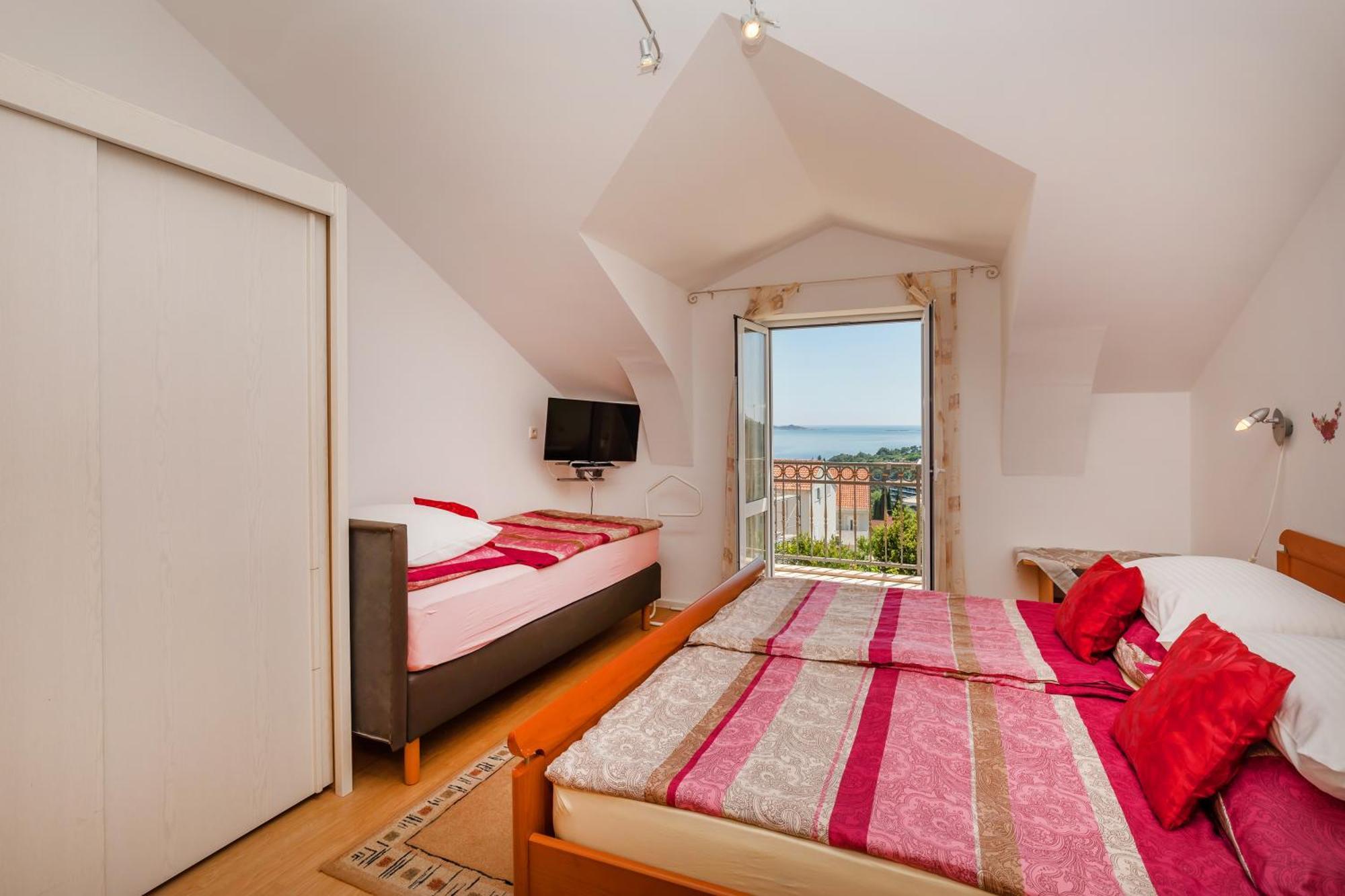 מליני Apartmani Galic 2 מראה חיצוני תמונה
