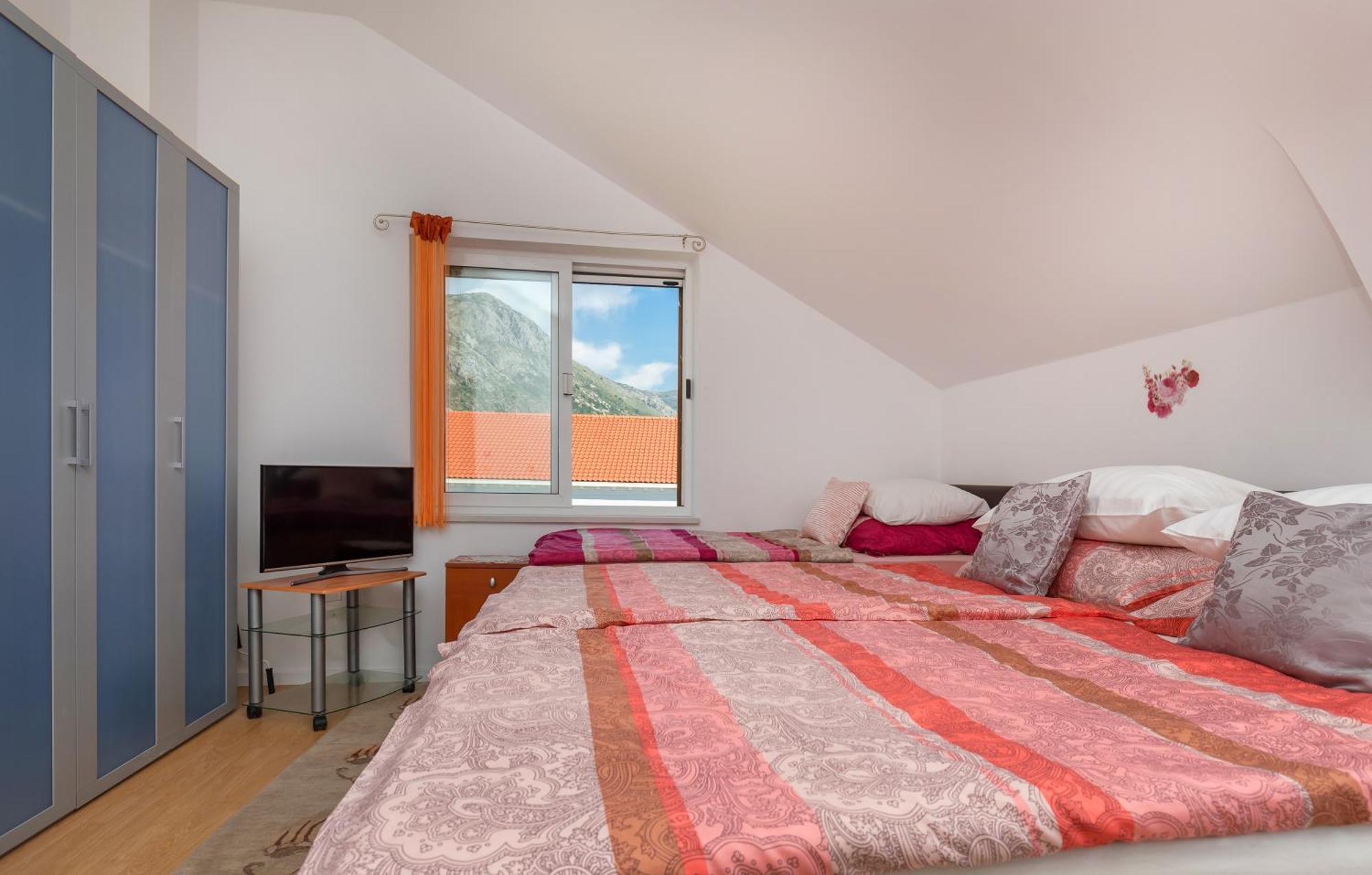מליני Apartmani Galic 2 מראה חיצוני תמונה