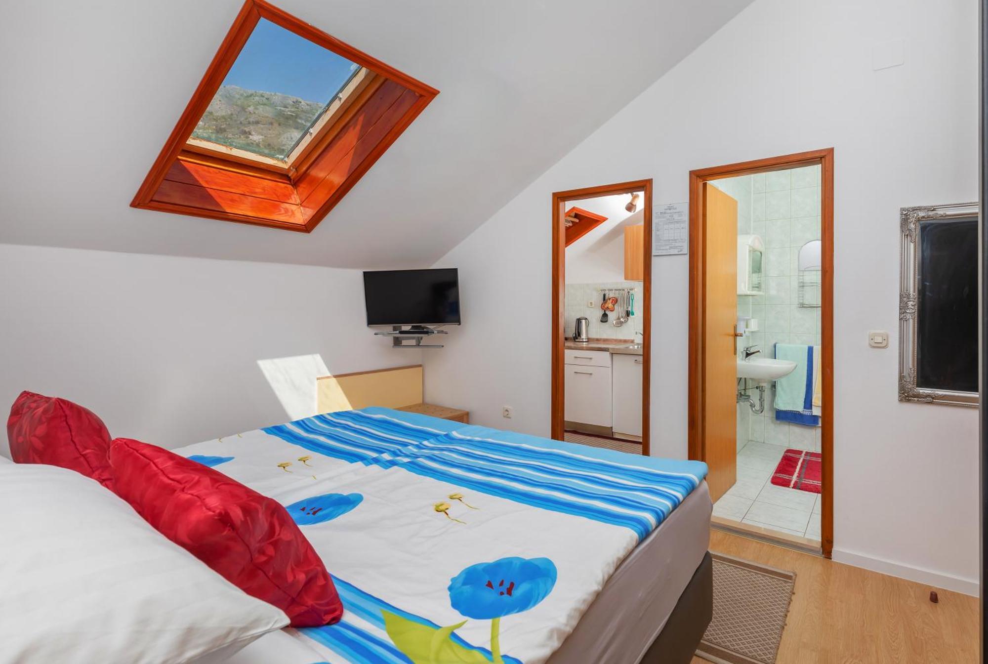 מליני Apartmani Galic 2 מראה חיצוני תמונה