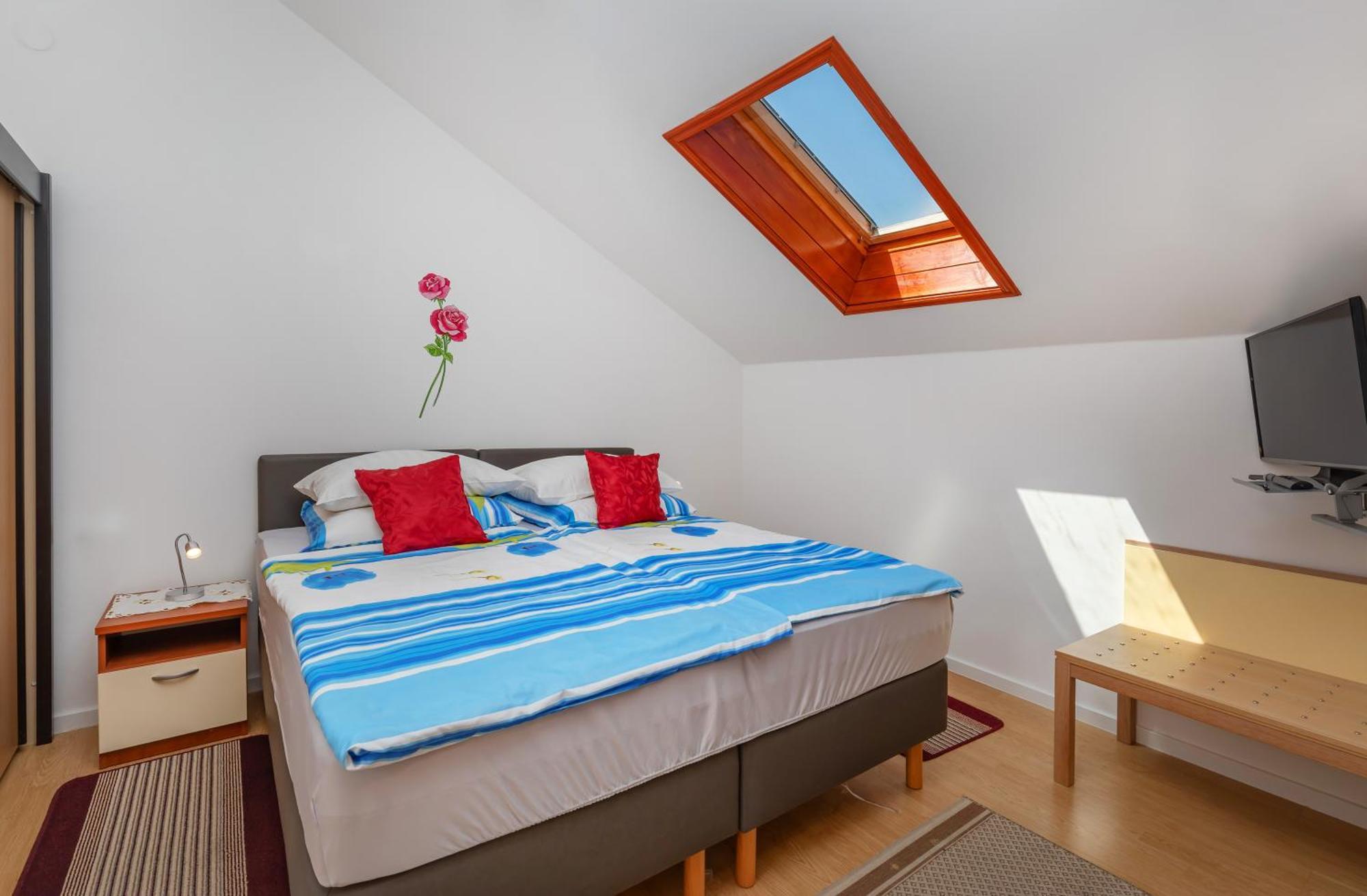 מליני Apartmani Galic 2 מראה חיצוני תמונה