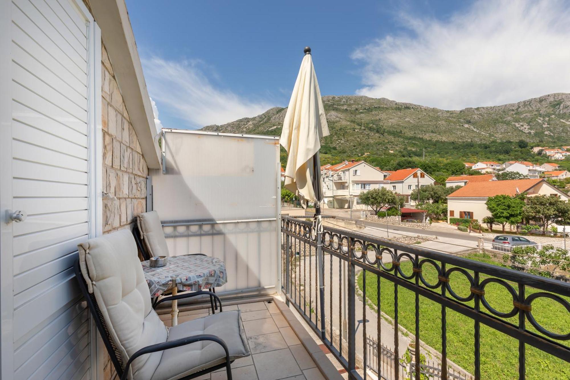 מליני Apartmani Galic 2 מראה חיצוני תמונה