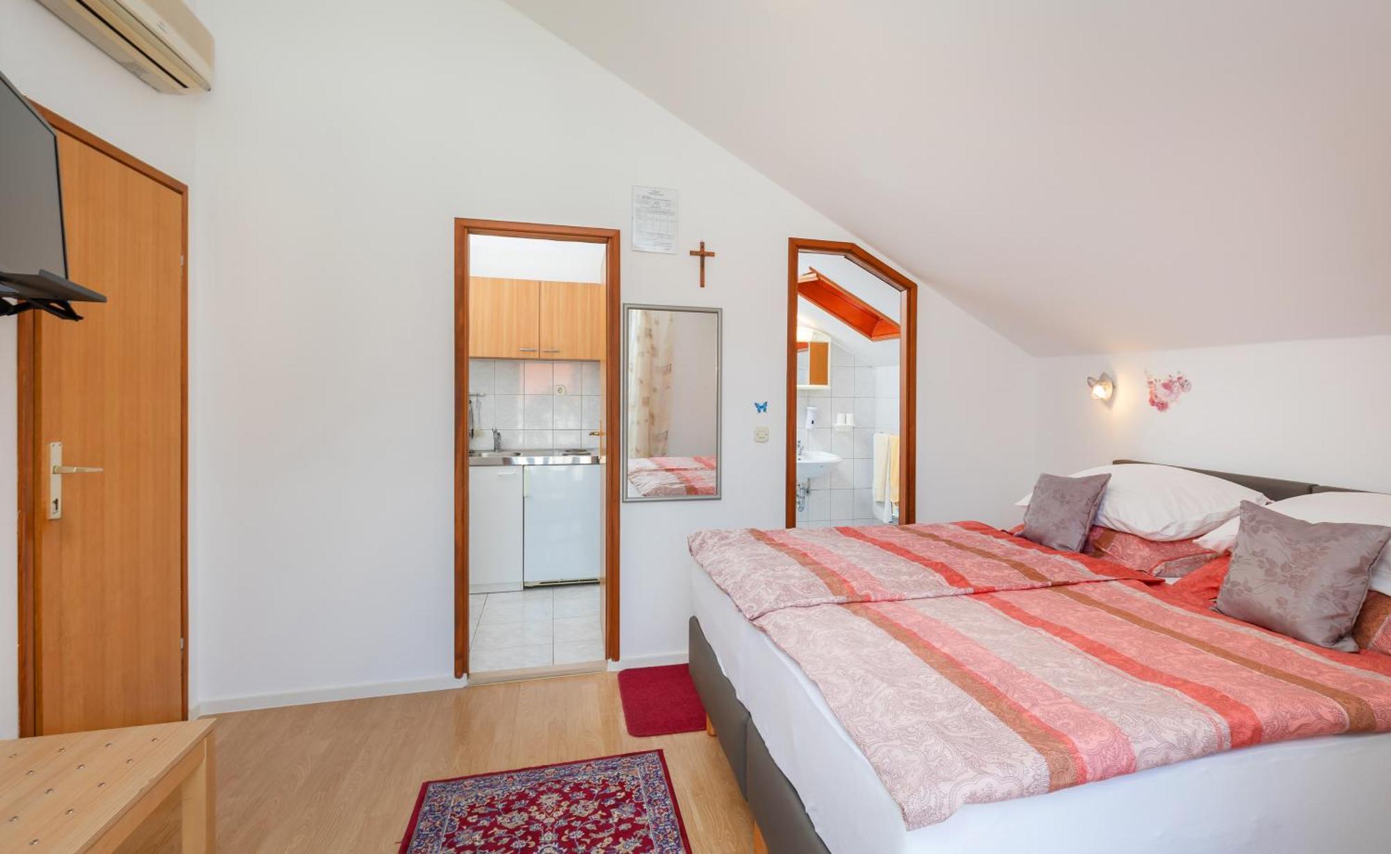 מליני Apartmani Galic 2 מראה חיצוני תמונה