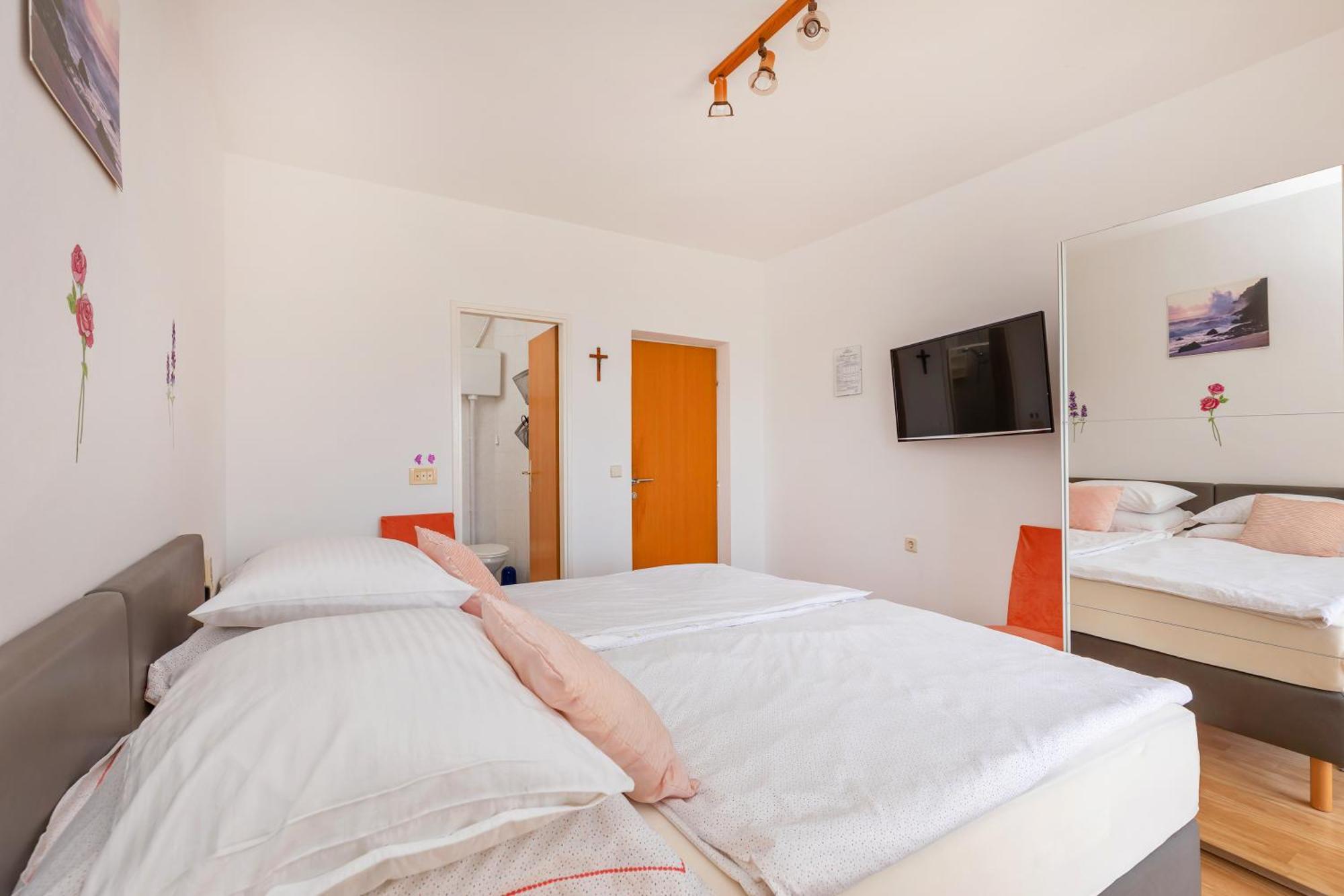 מליני Apartmani Galic 2 מראה חיצוני תמונה